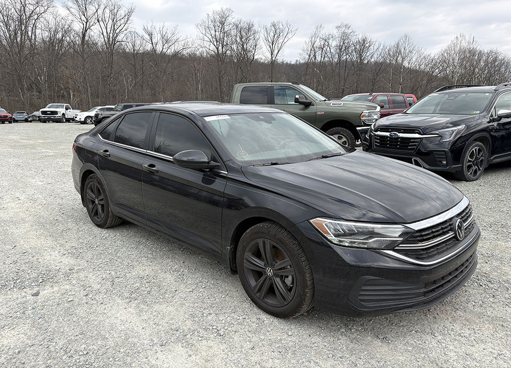 
								VOLKSWAGEN JETTA SE full									