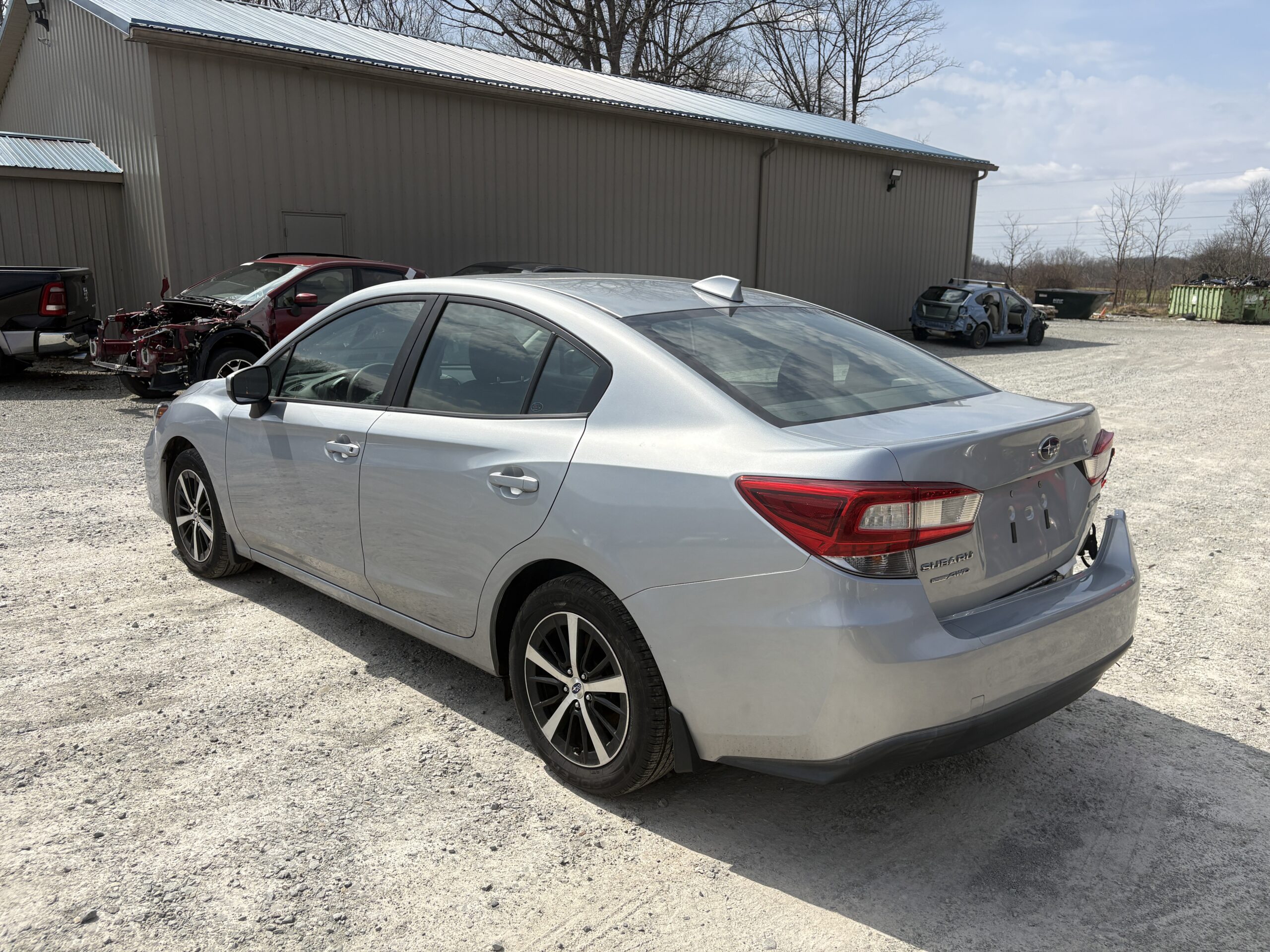 
								SUBARU IMPREZA PREMIUM full									