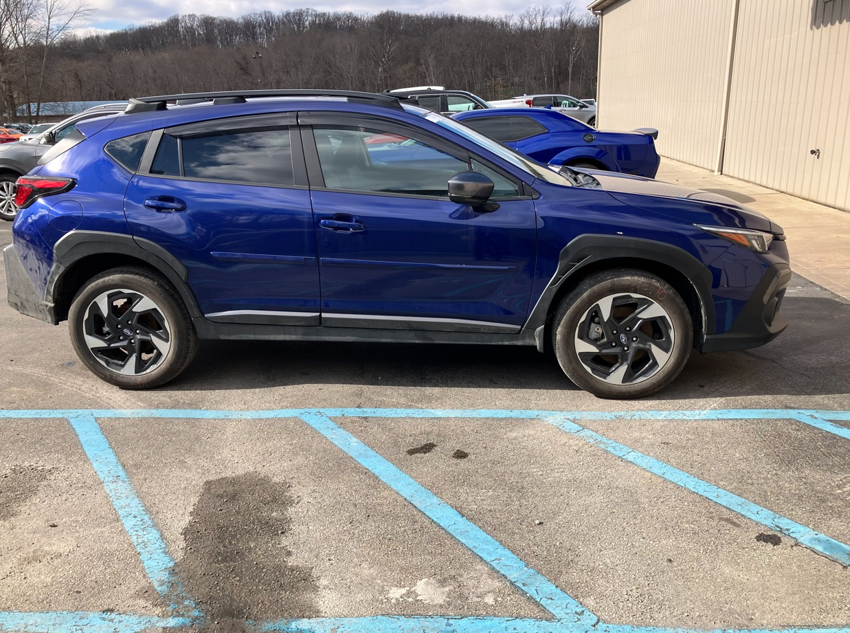 
								SUBARU CROSSTREK LIMITED full									
