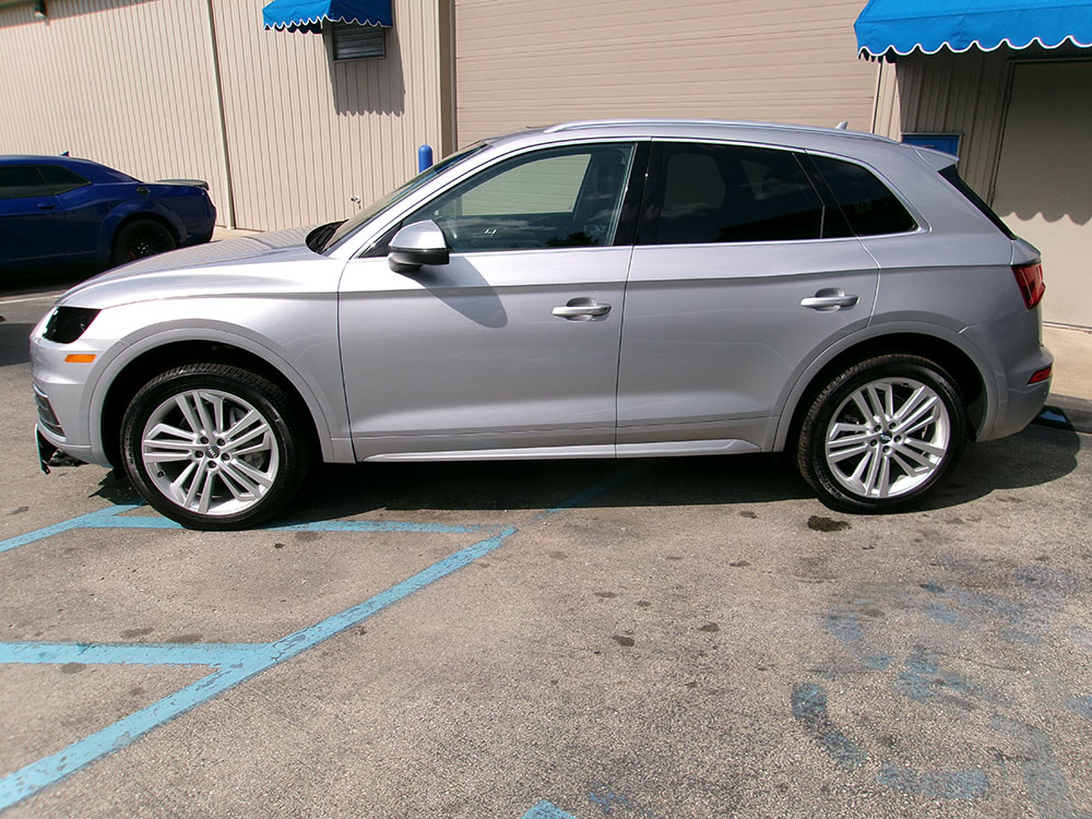 
								2020 Audi Q5 Premium Plus full									