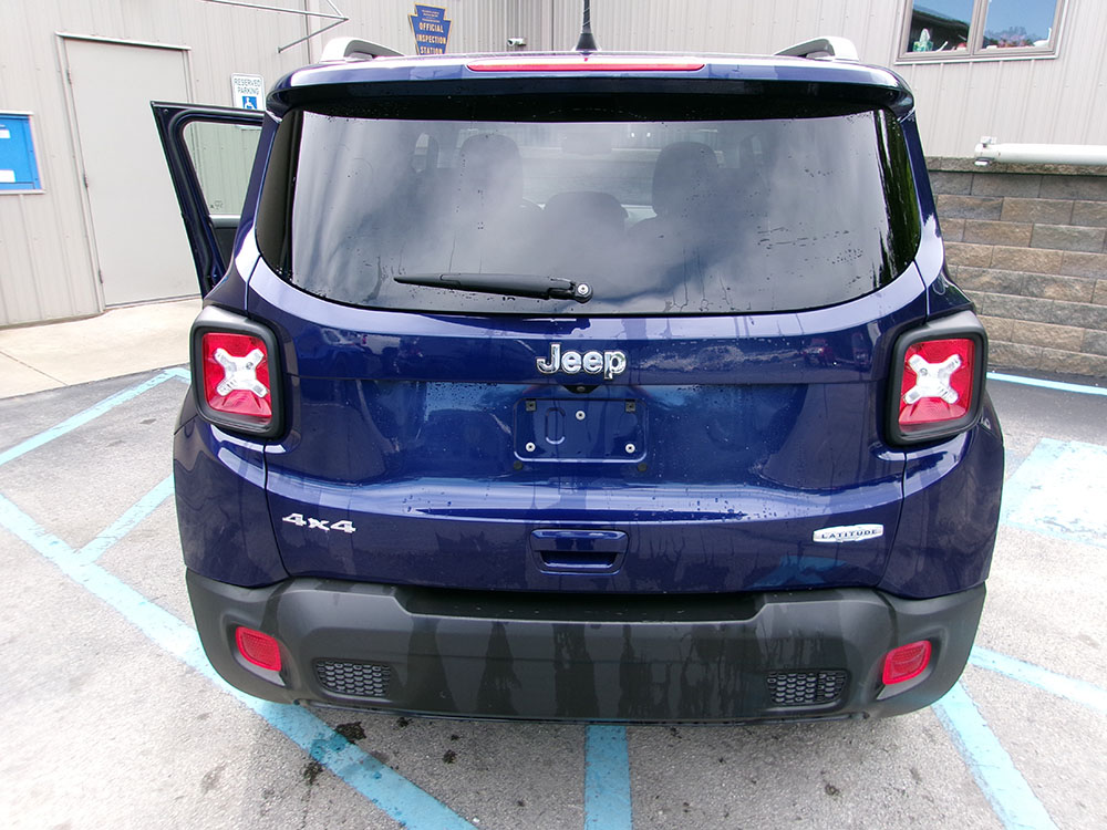 
								2021 Jeep Renegade Latitude full									