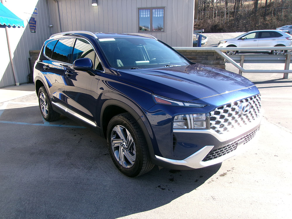 
								2022 Hyundai Santa Fe SEL full									