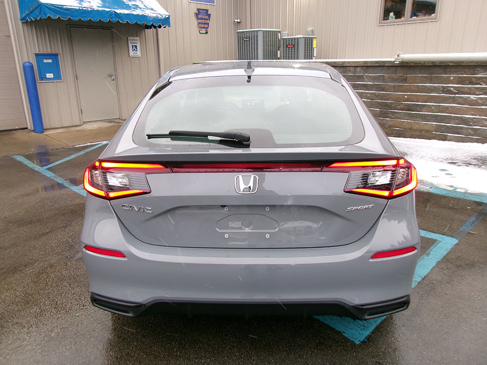 
								2025 Honda Civic Sport full									