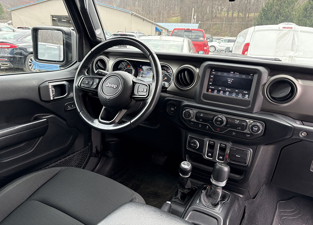 
								JEEP WRANGLER SPORT S full									
