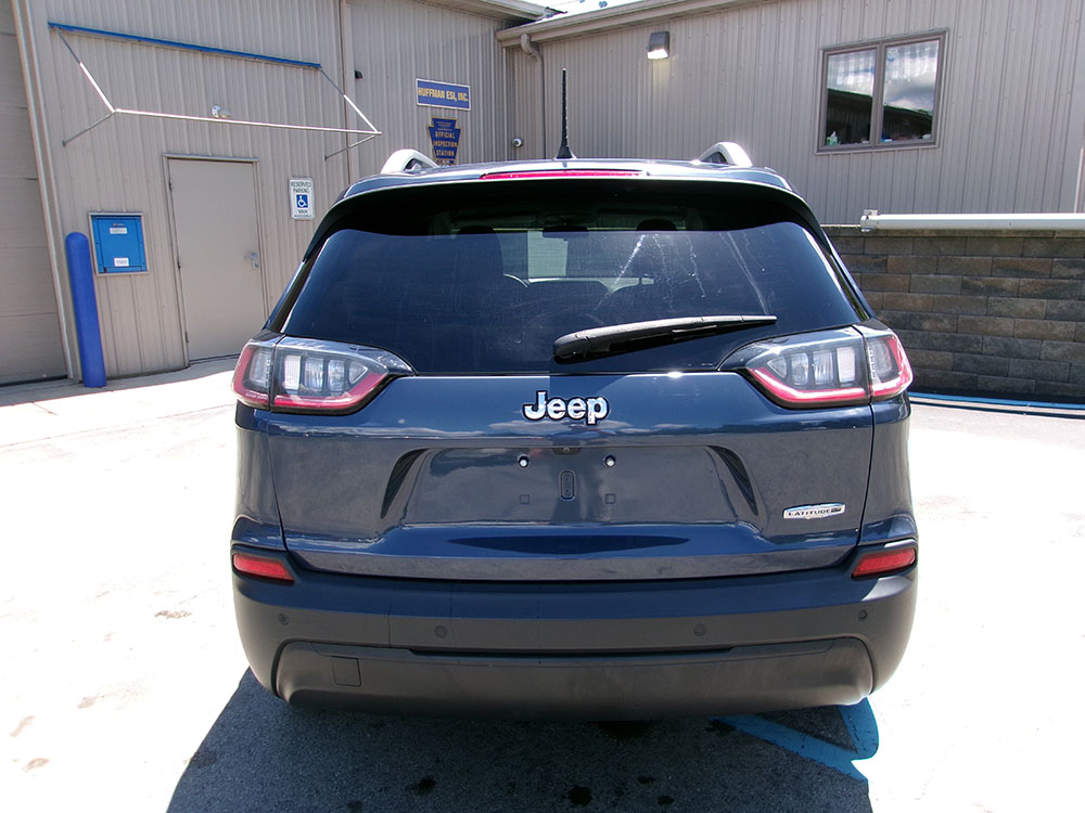 
								2019 Jeep Cherokee Latitude Plus full									