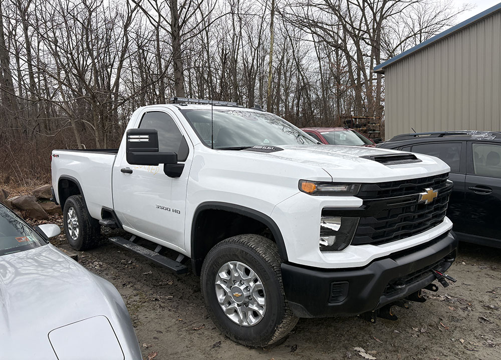 
								CHEVROLET SILVERADO 3500 HD W/T REG CAB 8′ BED full									