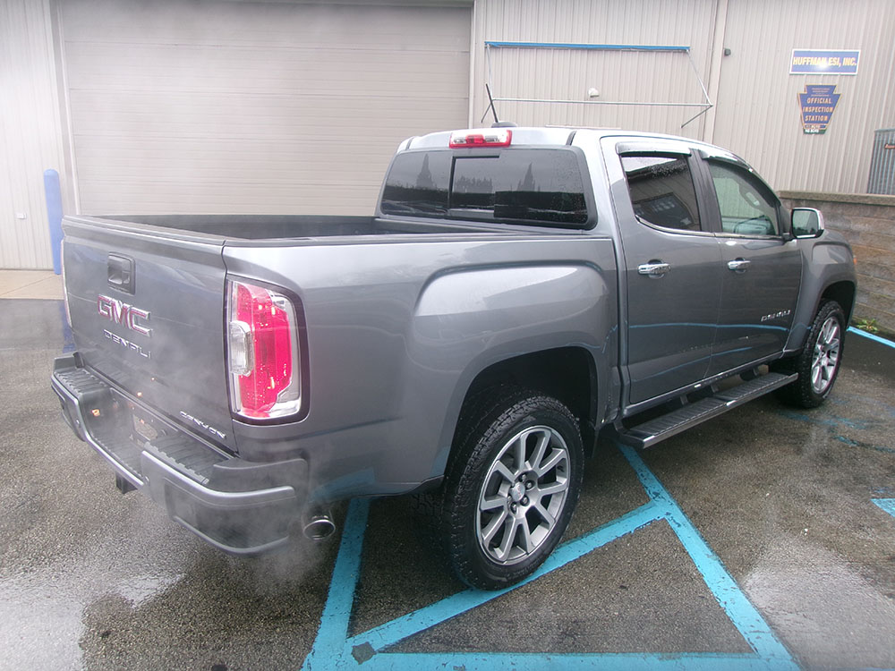 
								2021 GMC Canyon Denali Crew Cab full									