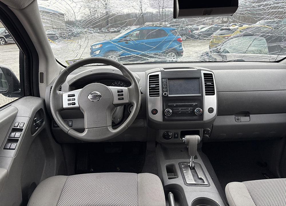 
								NISSAN FRONTIER S CREW CAB full									