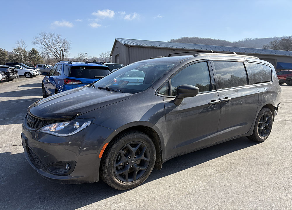 
								CHRYSLER PACIFICA TOURING PLUS full									