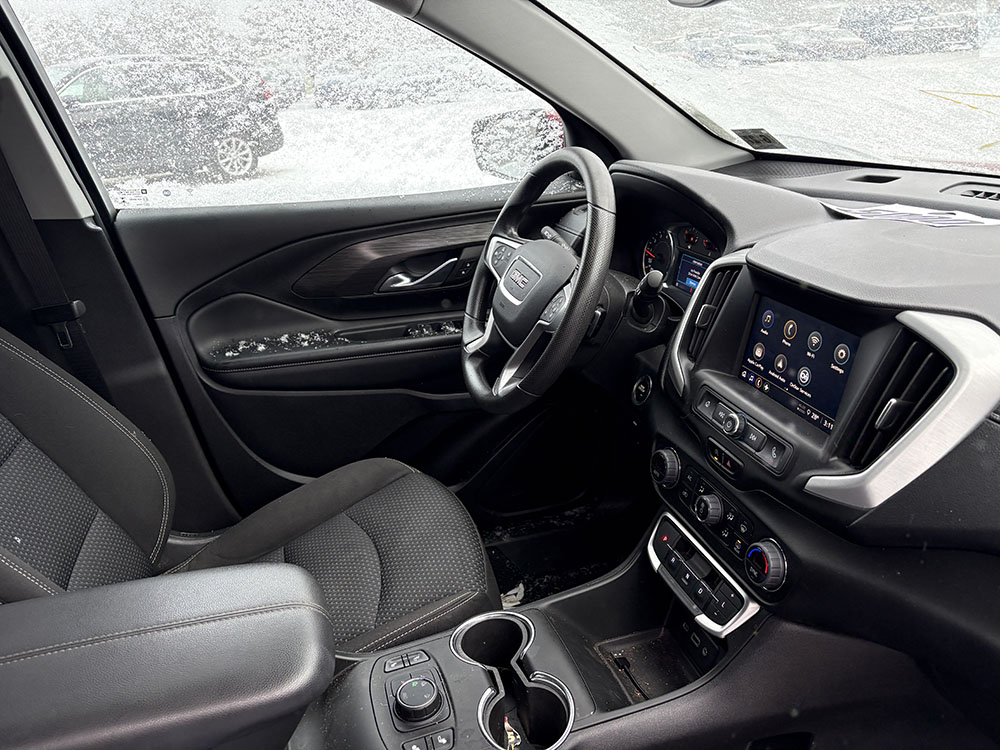 
								2022 GMC Terrain SLE full									