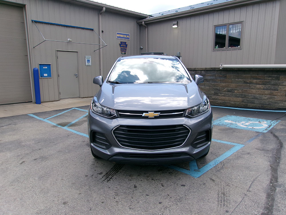 
								2020 Chevrolet Trax LS full									