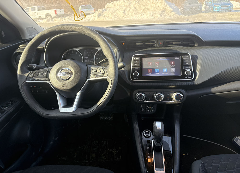 
								2021 Nissan Kicks S full									