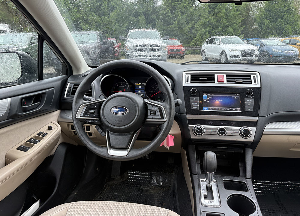 
								SUBARU OUTBACK full									