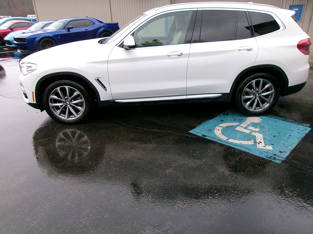 
								2019 BMW X3 30i full									