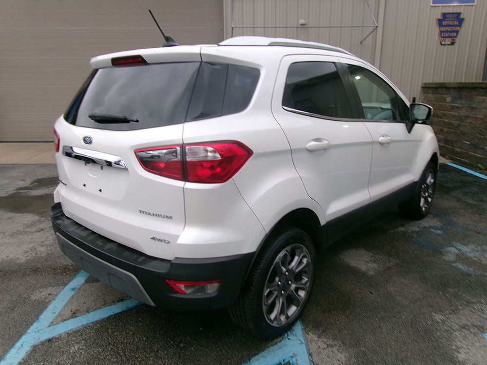 
								FORD ECOSPORT TITANIUM full									