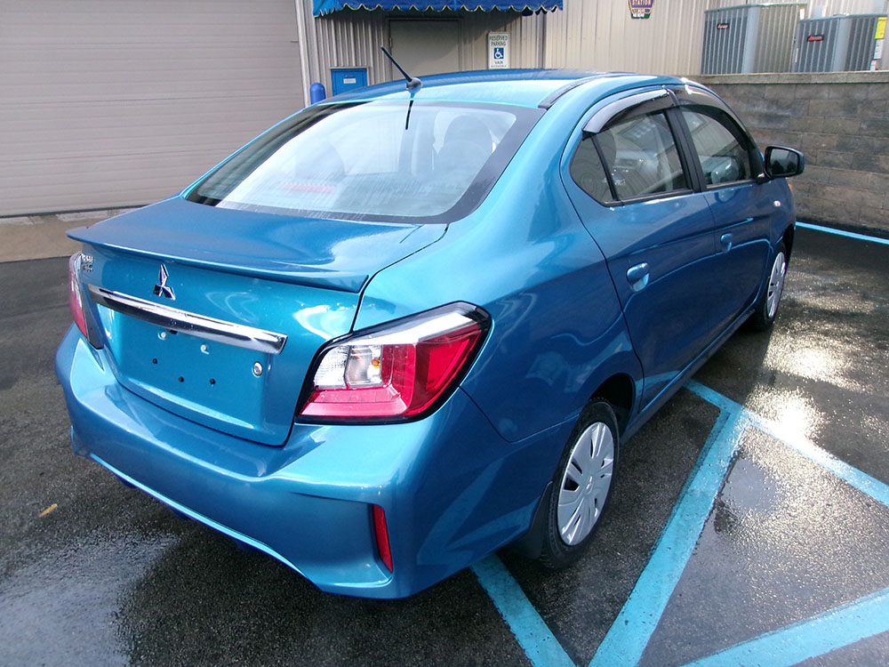 
								2024 Mitsubishi Mirage G4 ES full									
