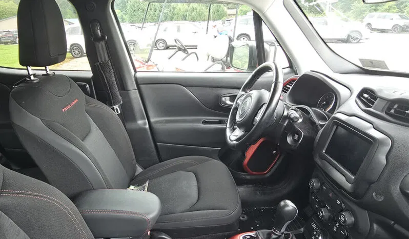 
								2018 Jeep Renegade Trailhawk full									