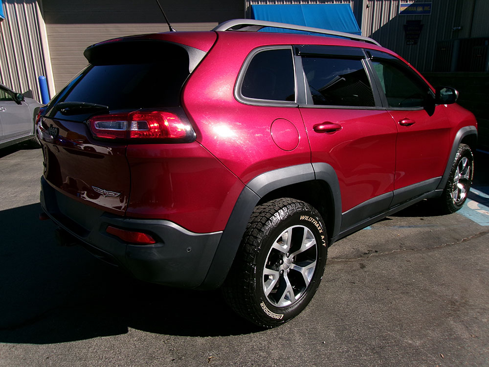 
								2015 Jeep Cherokee Trailhawk full									