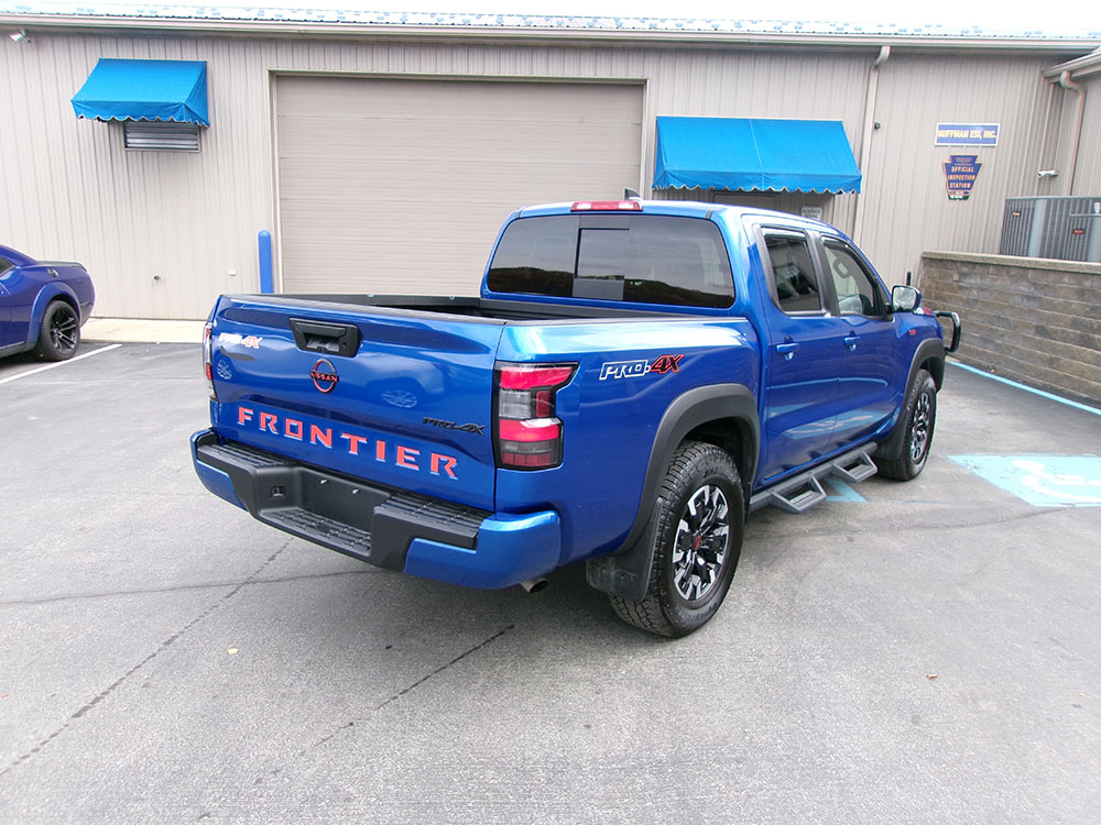 
								2024 Nissan Frontier S Pro-4X Crew Cab full									