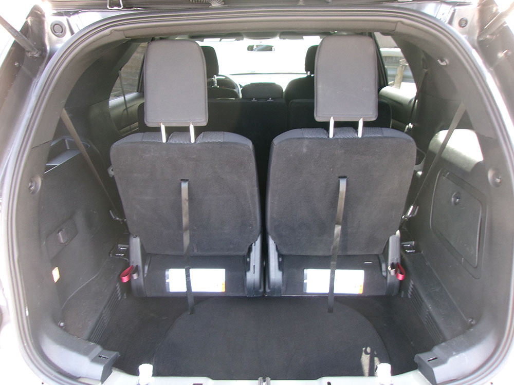 
								2019 Ford Explorer XLT full									