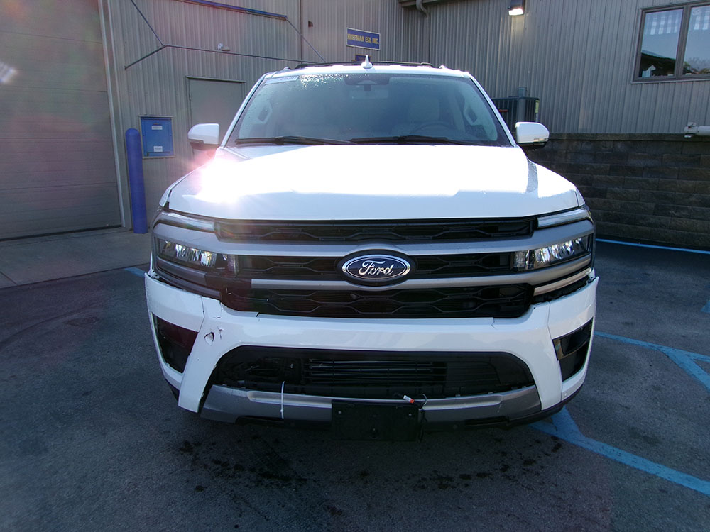 
								FORD EXPEDITION MAX XLT full									