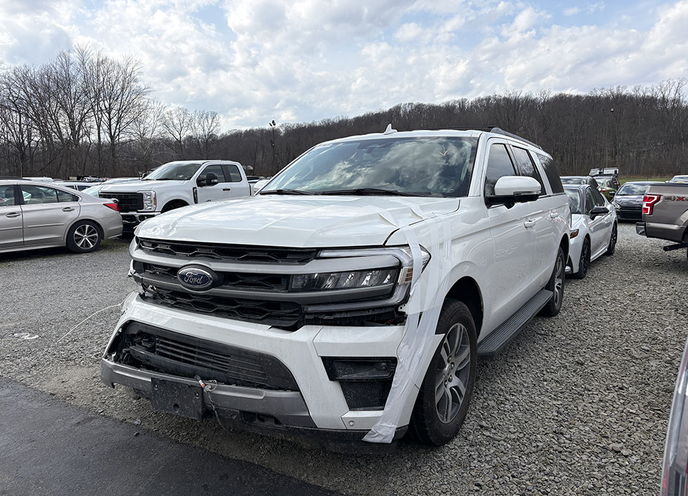 
								FORD EXPEDITION MAX XLT full									