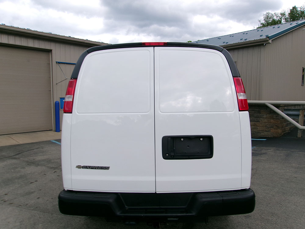 
								2021 Chevrolet Express 2500 full									