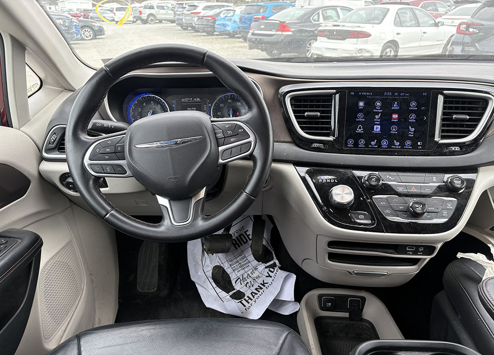 
								CHRYSLER PACIFICA TOURING L full									