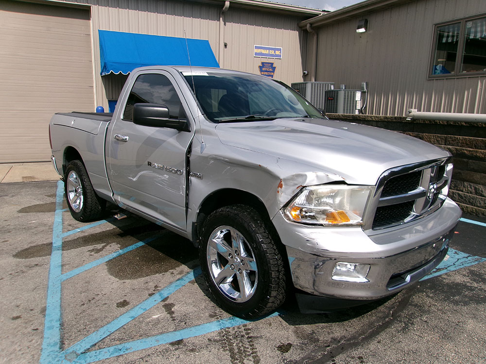 
								2012 RAM 1500 SLT Reg Cab full									