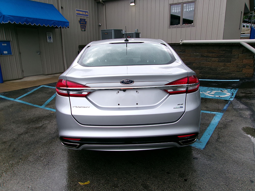 
								2017 Ford Fusion SE EcoBoost full									