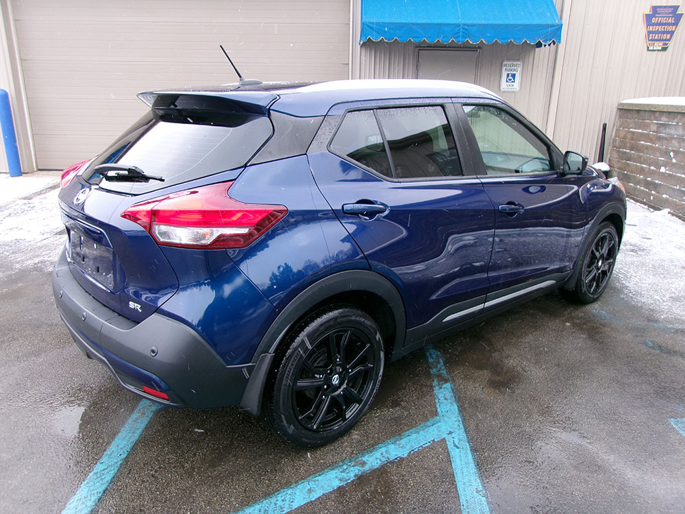
								2020 Nissan Kicks SR full									