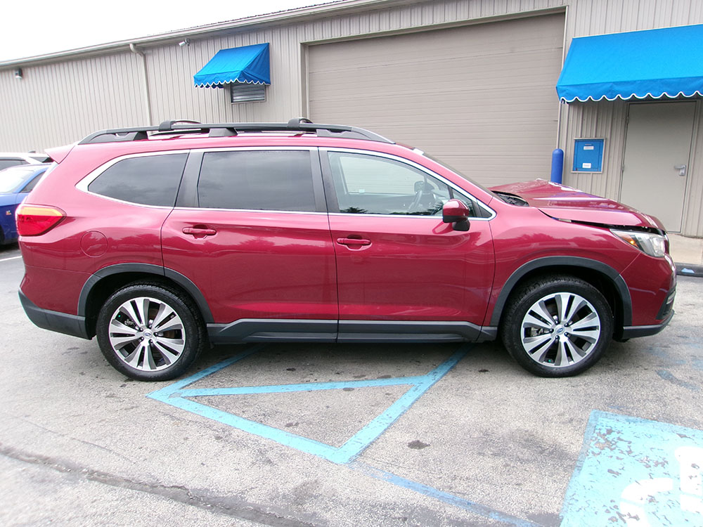 
								2019 Subaru Ascent Premium full									
