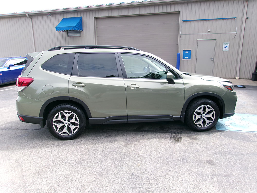 
								2021 Subaru Forester Premium full									