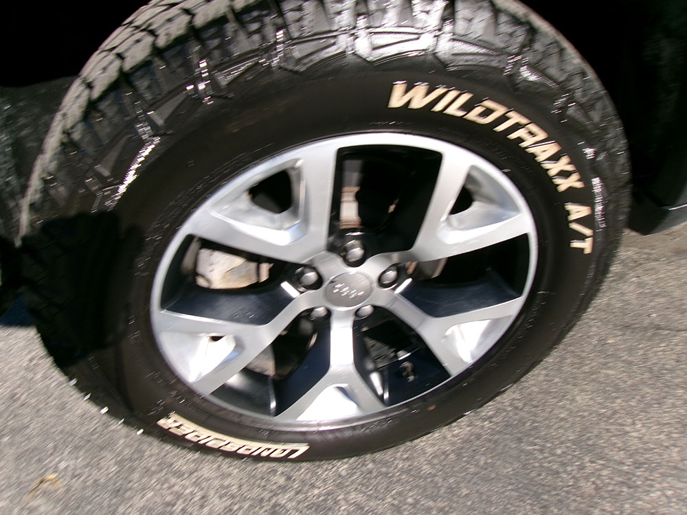 
								2015 Jeep Cherokee Trailhawk full									