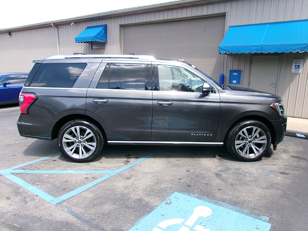 
								2020 Ford Expedition Platinum full									