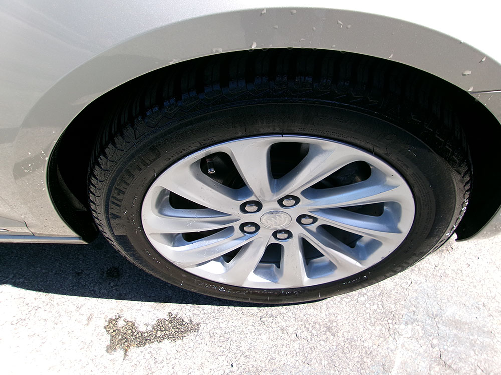 
								2015 Buick LaCrosse Leather full									