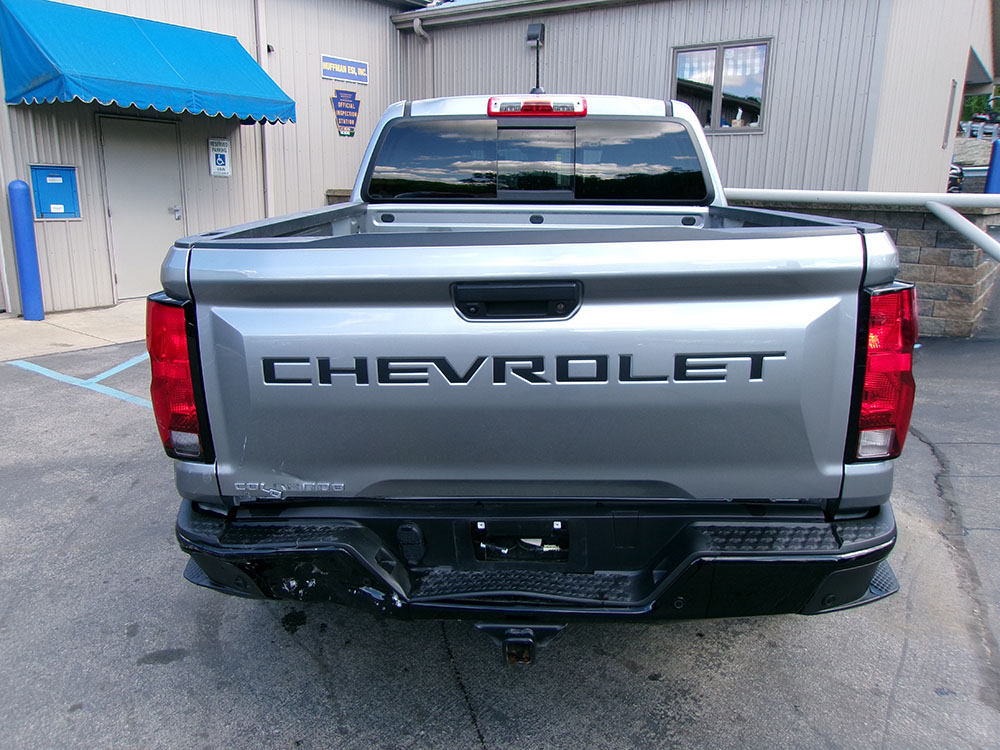 
								2023 Chevrolet Colorado Trail Boss Crew Cab full									