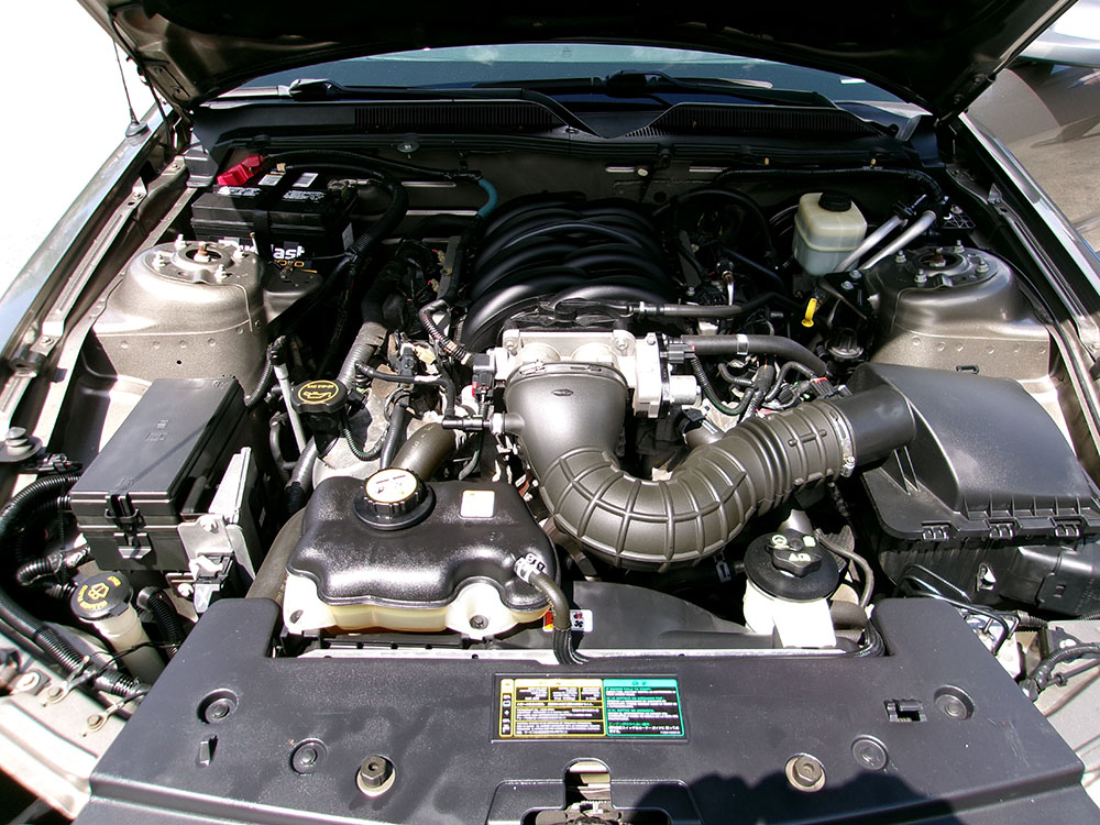 
								FORD MUSTANG GT full									
