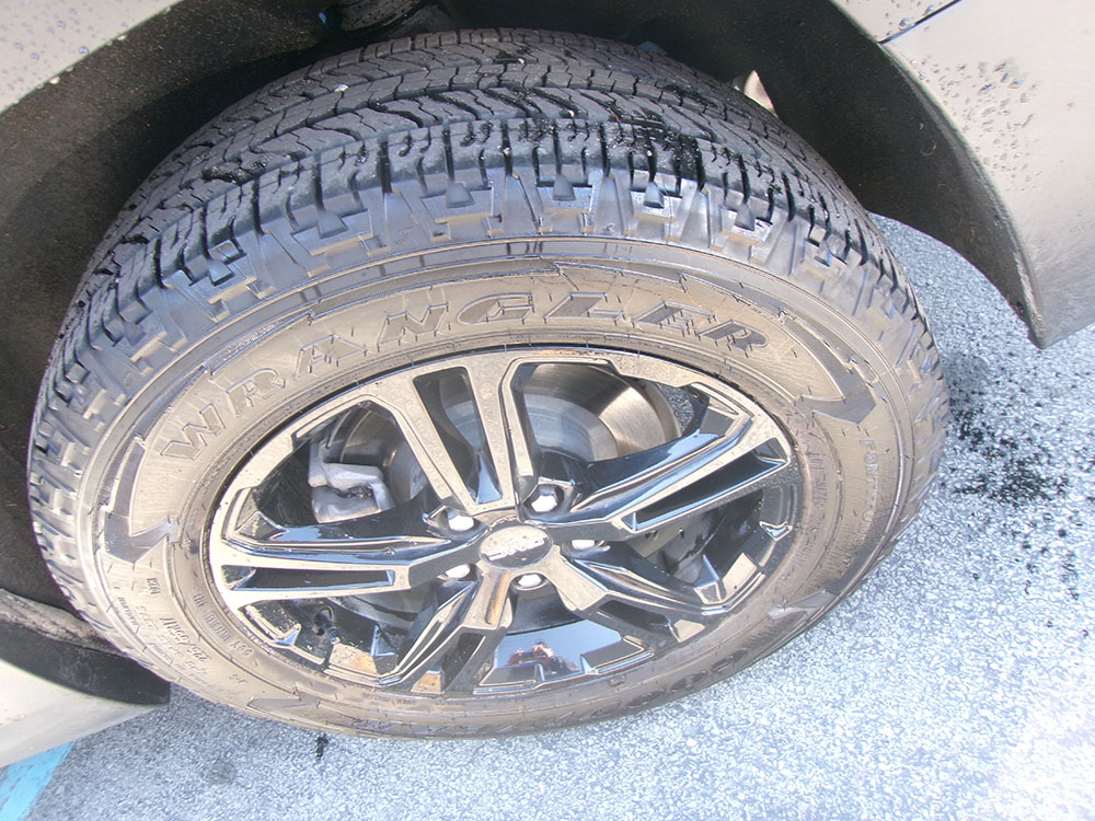 
								2024 GMC Terrain AT4 full									