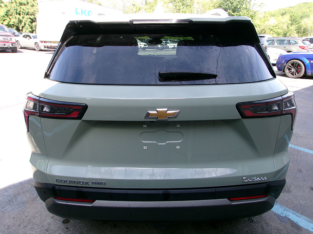 
								2025 Chevrolet Equinox LT full									