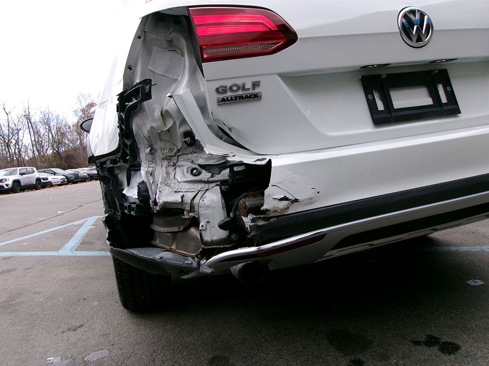 
								2019 Volkswagen Golf Alltrack full									