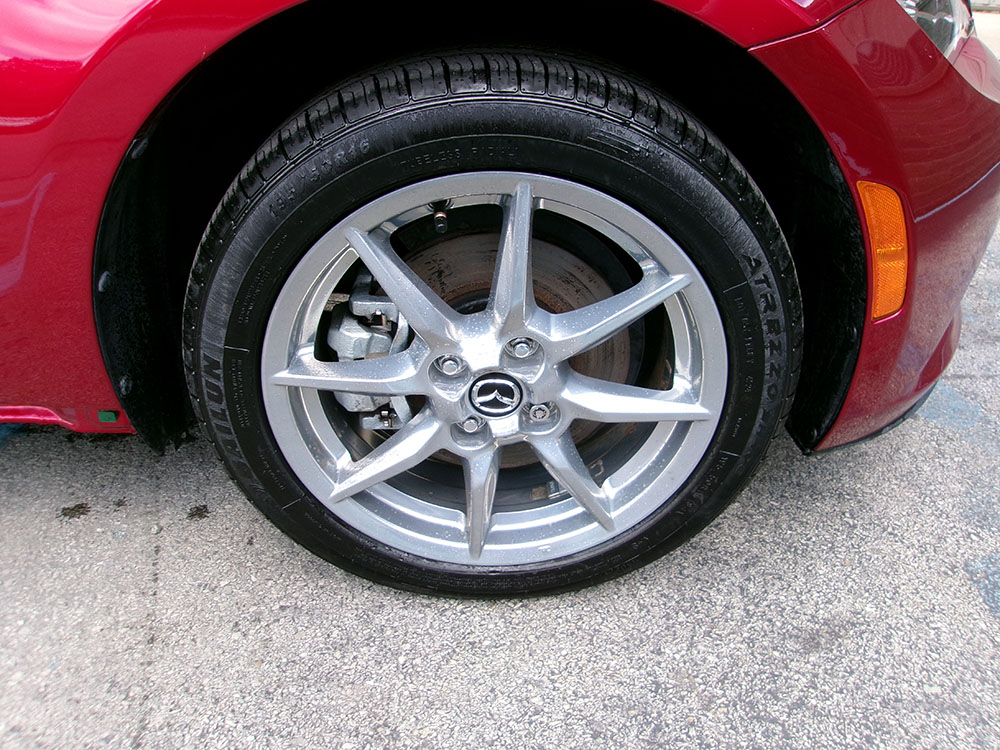 
								2021 Mazda MX-5 Miata Sport full									