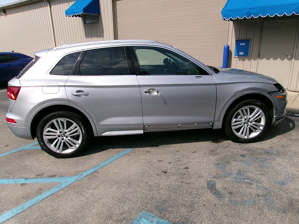 
								2020 Audi Q5 Premium Plus full									