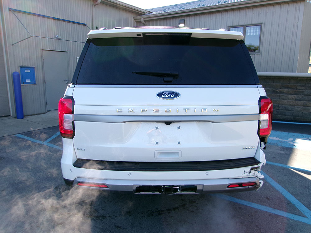 
								FORD EXPEDITION MAX XLT full									