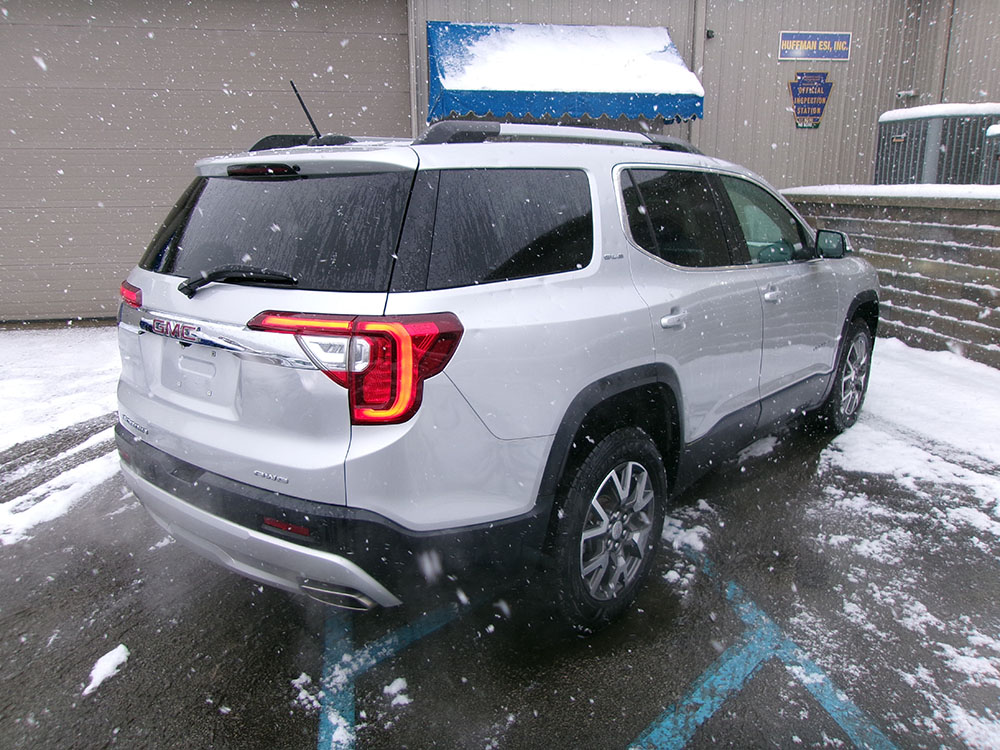 
								2020 GMC Acadia SLE full									