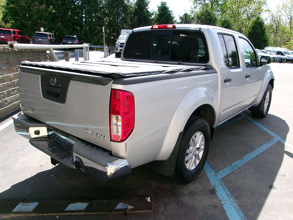 
								NISSAN FRONTIER SV CREW CAB full									