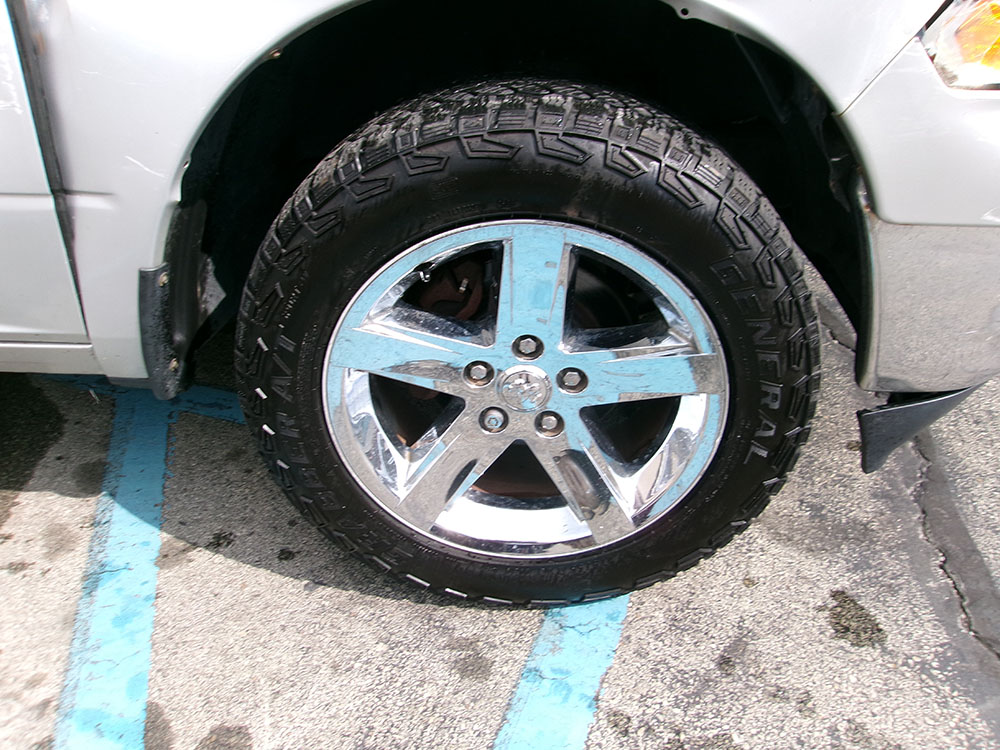 
								2012 RAM 1500 SLT Reg Cab full									