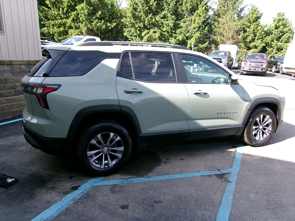 
								2025 Chevrolet Equinox LT full									