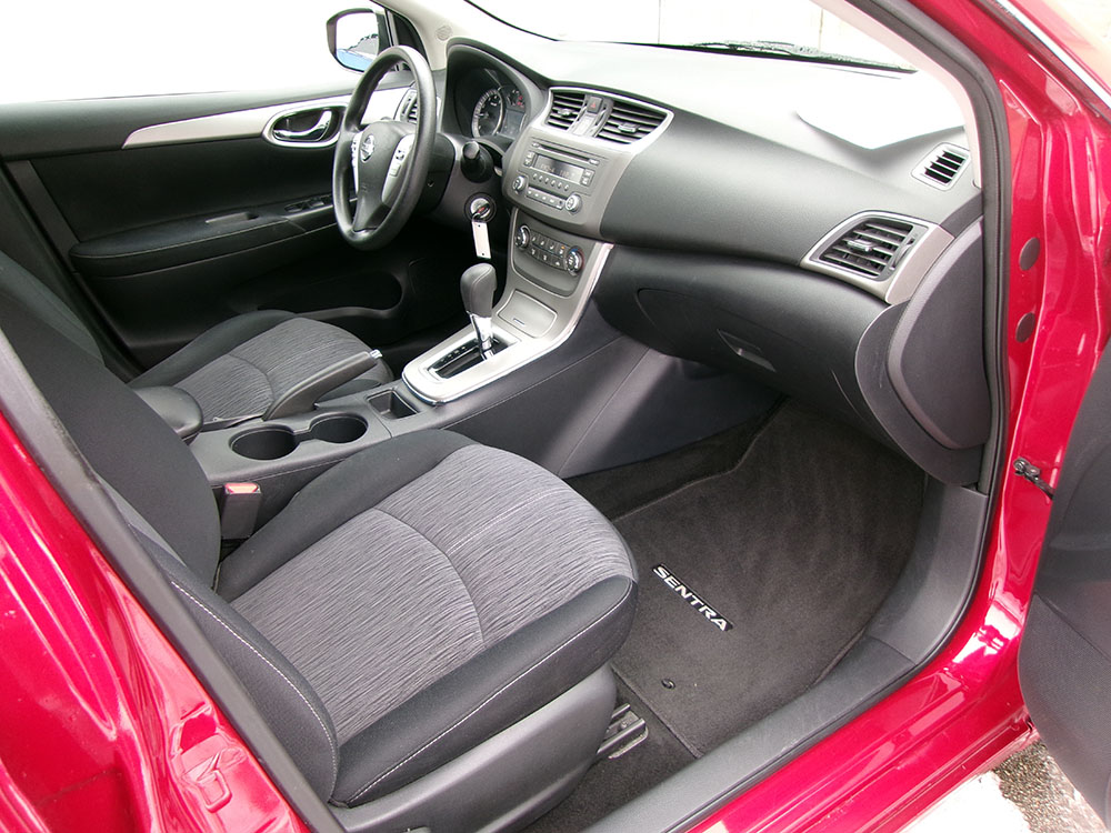 
								2014 Nissan Sentra SV full									
