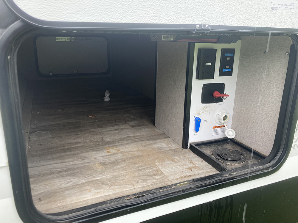 
								2022 Grand Design Transcend Xplor 297QB full									